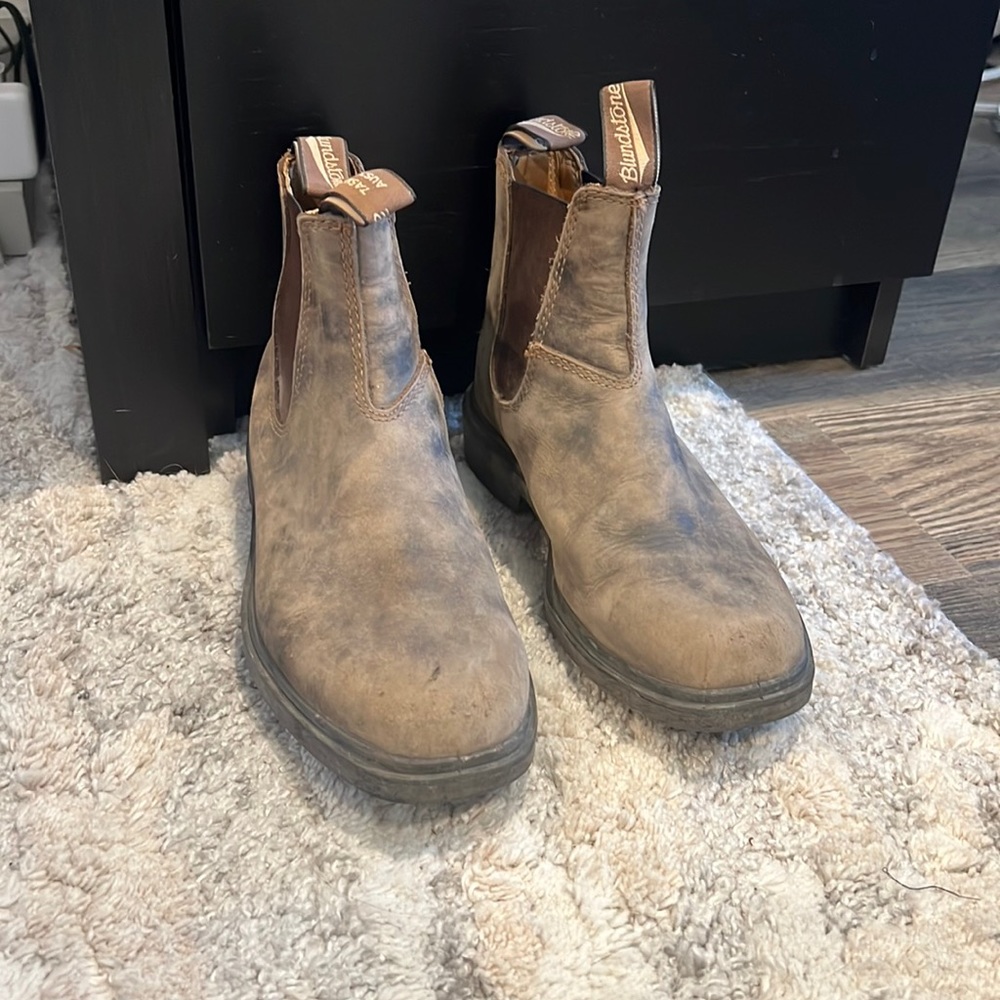 Blundstone Women’s Chelsea Boot- Sz 7